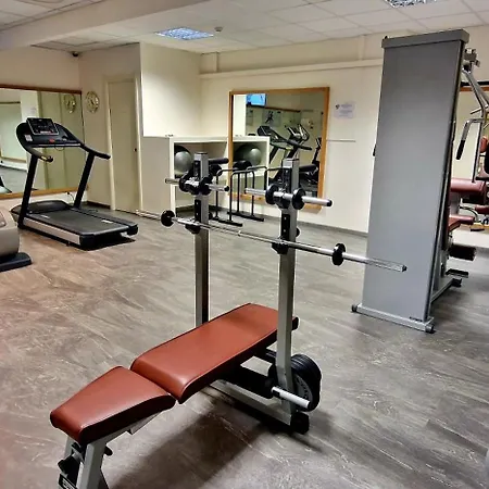 Отель Laurin 4*