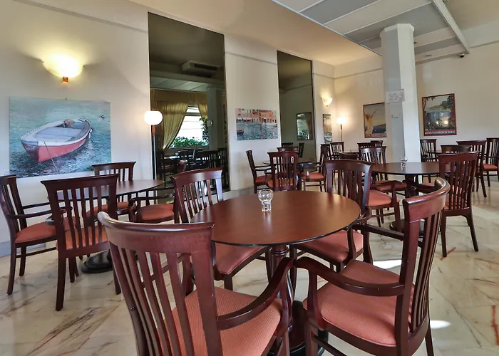 فندق لاورين 4*