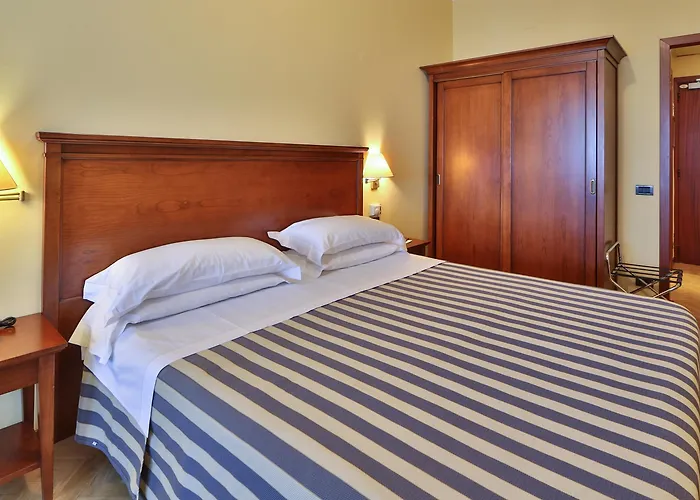 فندق لاورين 4*