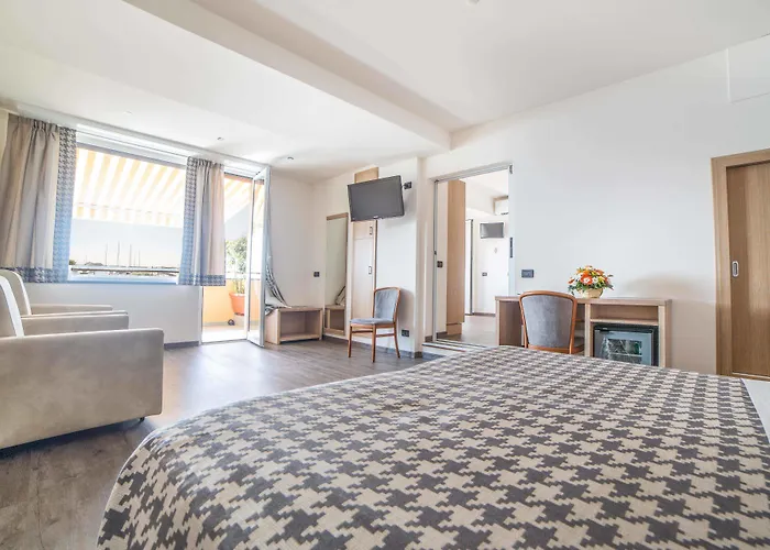 لاورين 4* سانتا مارغريتا ليغور