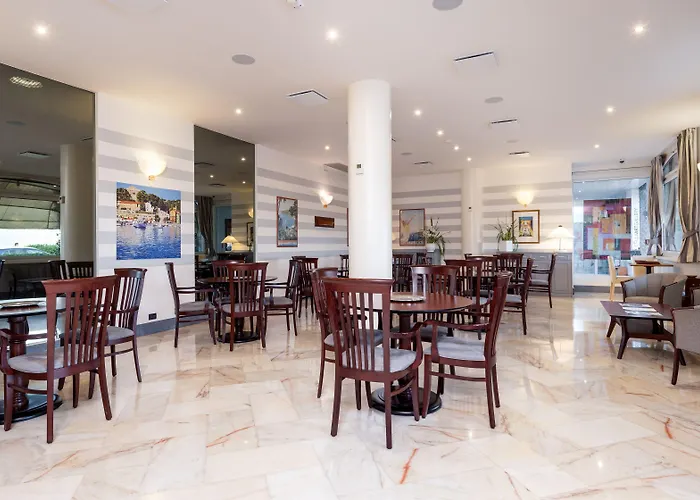 لاورين سانتا مارغريتا ليغور